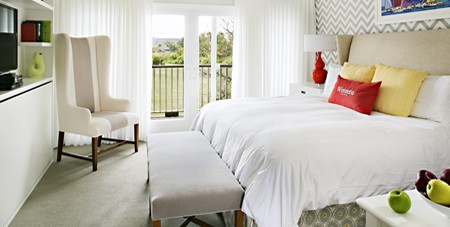 east chop bedroom featured image