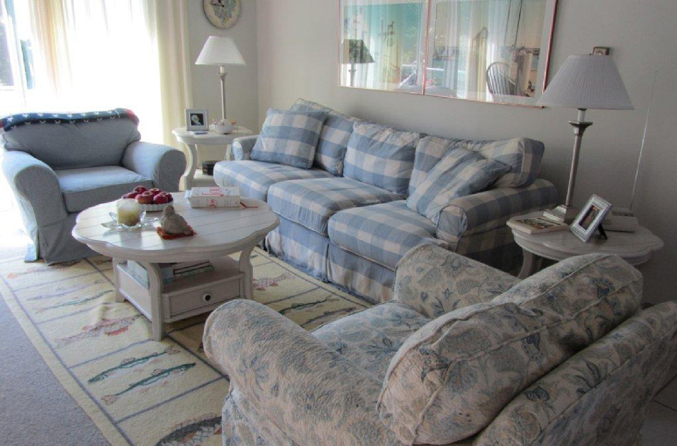 Matty Town Plus Loft C1 Living Room Gallery Image 955 By 630 Pixels Welcome From The Winnetu Owners