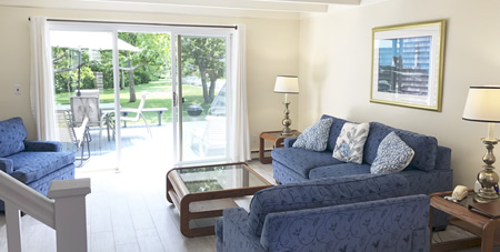 C5 Living Room