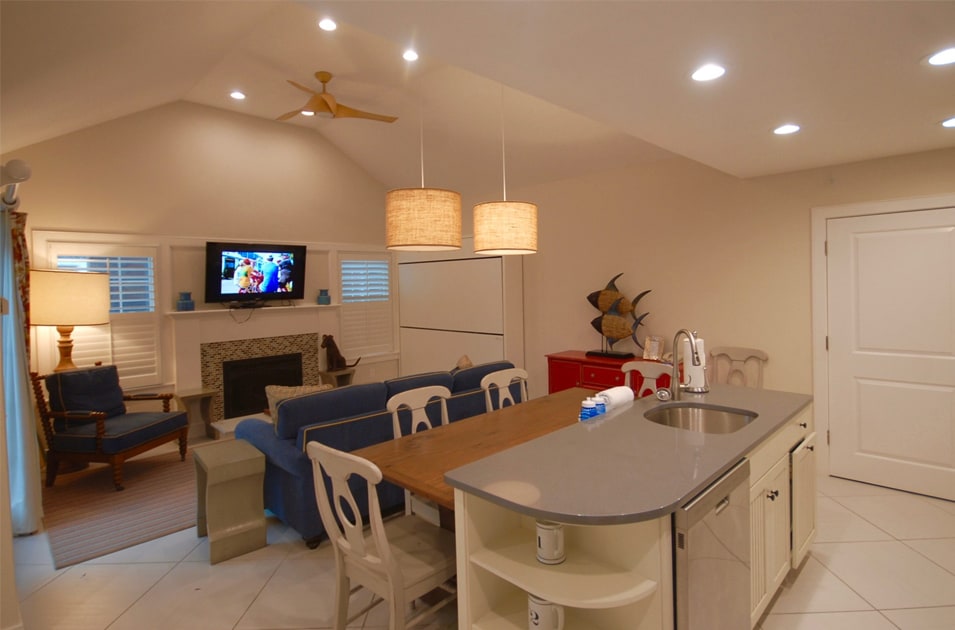 Garden cottage kitchen and living room