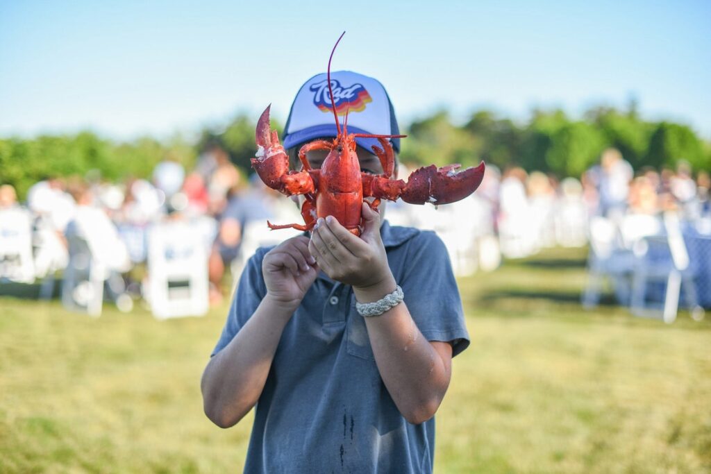 Winnetu Clambakes | Edgartown Restaurants & Dining